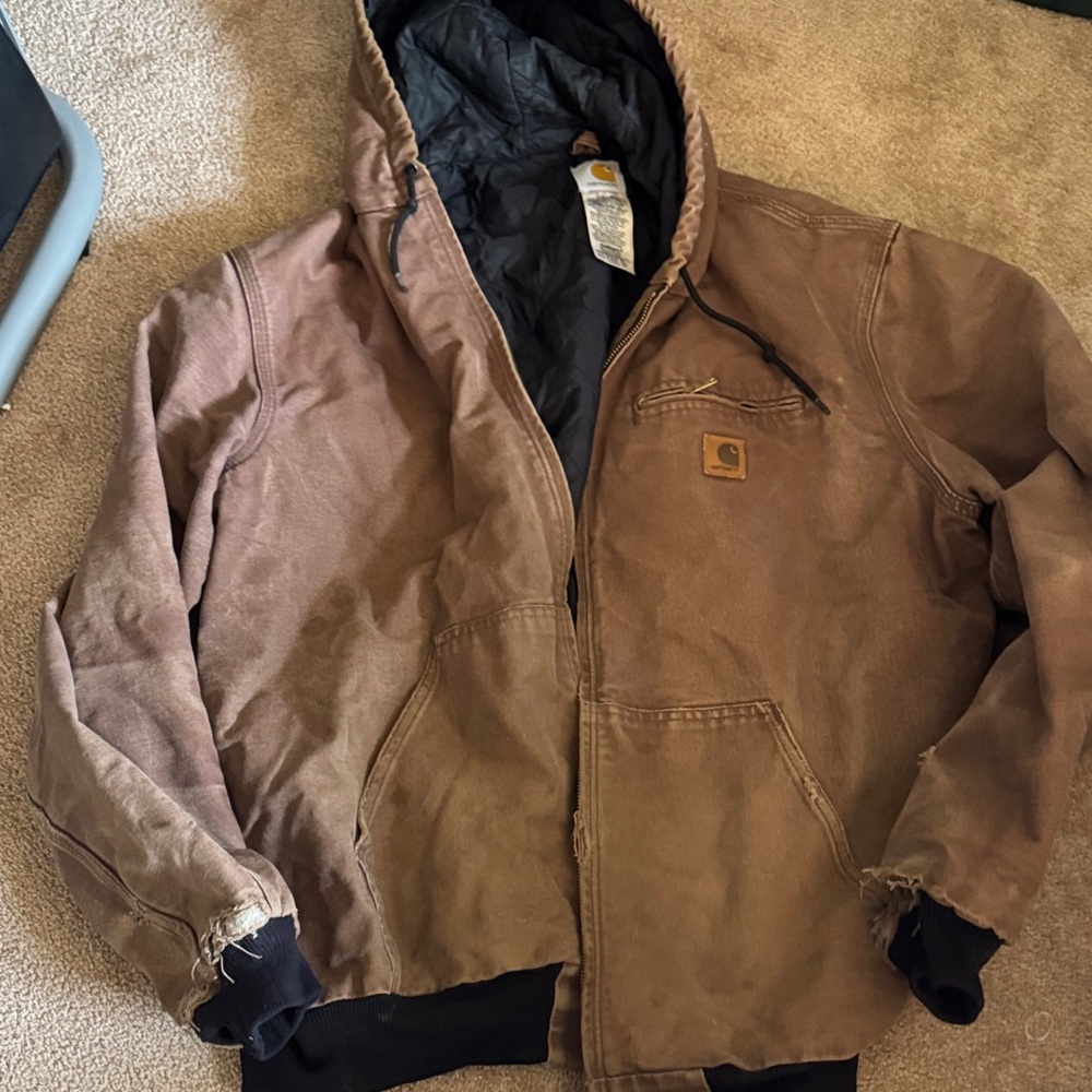 Vintage Carhartt men’s jacket winter work chore barn distressed